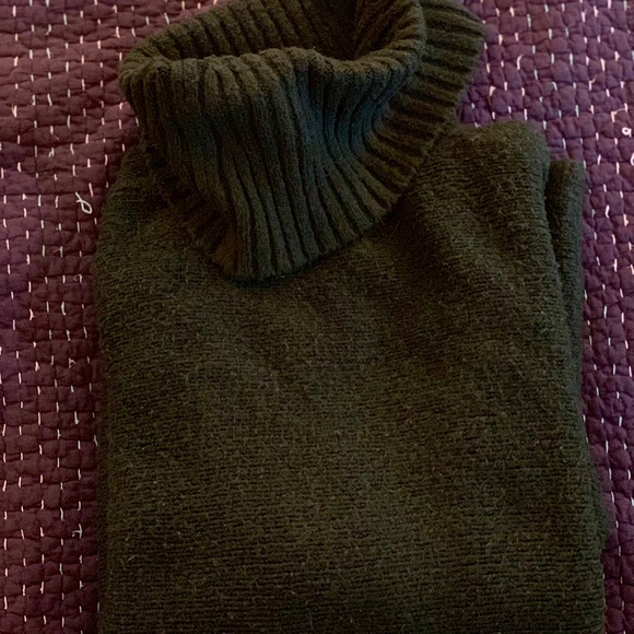 Lou & Grey Oversized Sweater - Picture 2 of 2